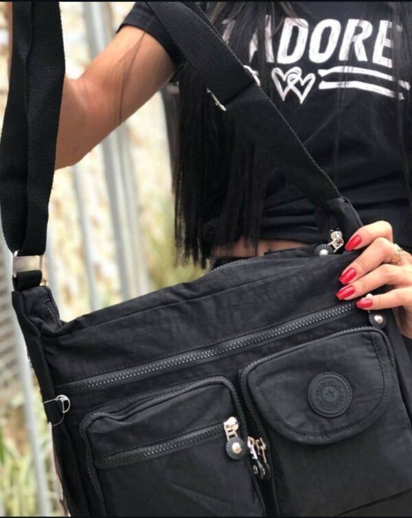 Bolsa Preta Transversal Nylon Tactel