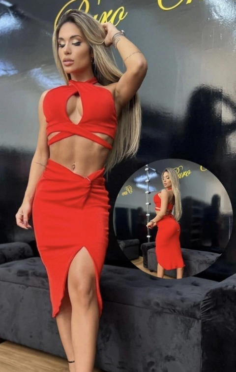 Conjunto Cropped e Saia Midi