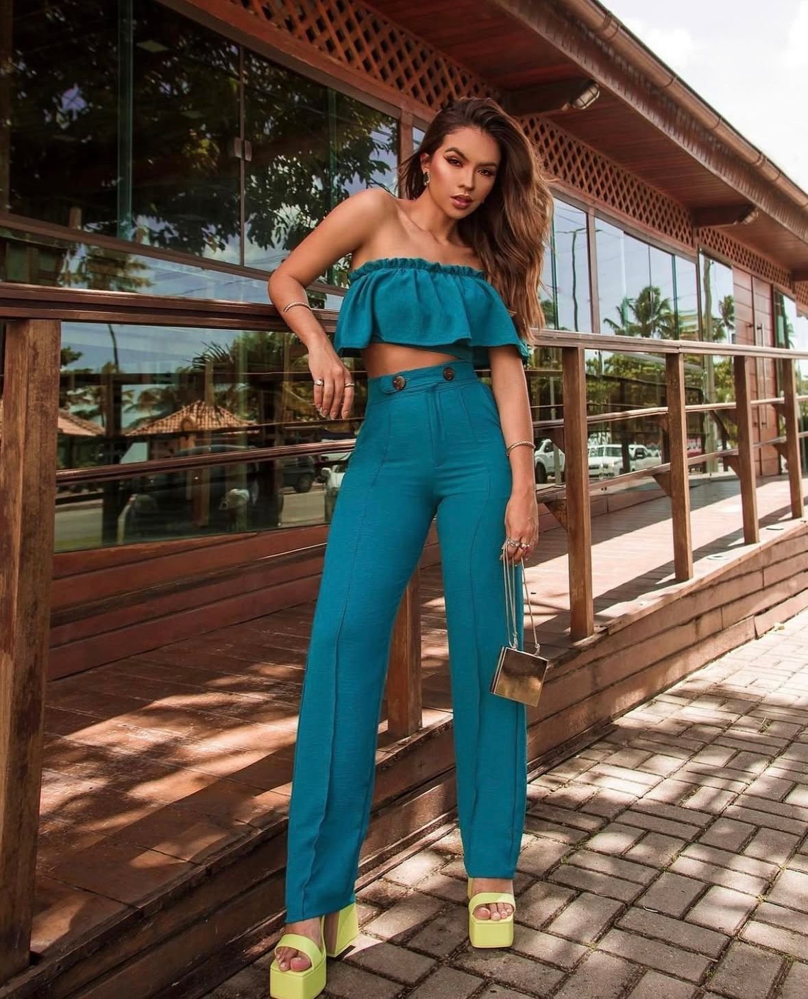 Conjunto Duna Calça e Cropped Ombro